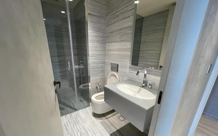 Bathroom, lodha-world-view 4 Bedroom 2056 Sq.Ft. Apartment In Worli Mumbai 8781284
