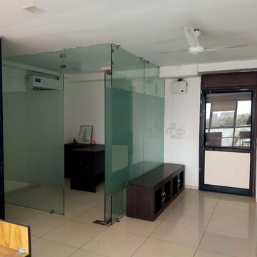  Office Space For Rent in True Westgate Business Bay, Makarba