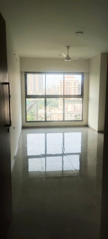 2 BHK Apartment For Rent in Kalpataru Regalia, Goregaon West