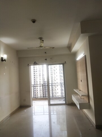 Room in 3 BHK Apartment at Moti Nagar – for Rent
