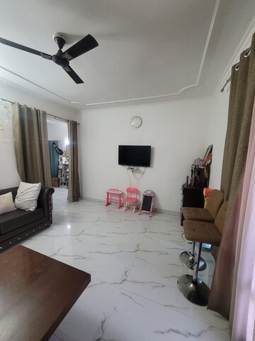 Building Lobby in 3 BHK Builder Floor at Unitech South City II, Sector 50 – for Rent