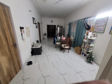 3 BHK Builder Floor For Rent in Unitech South City II, Sector 50