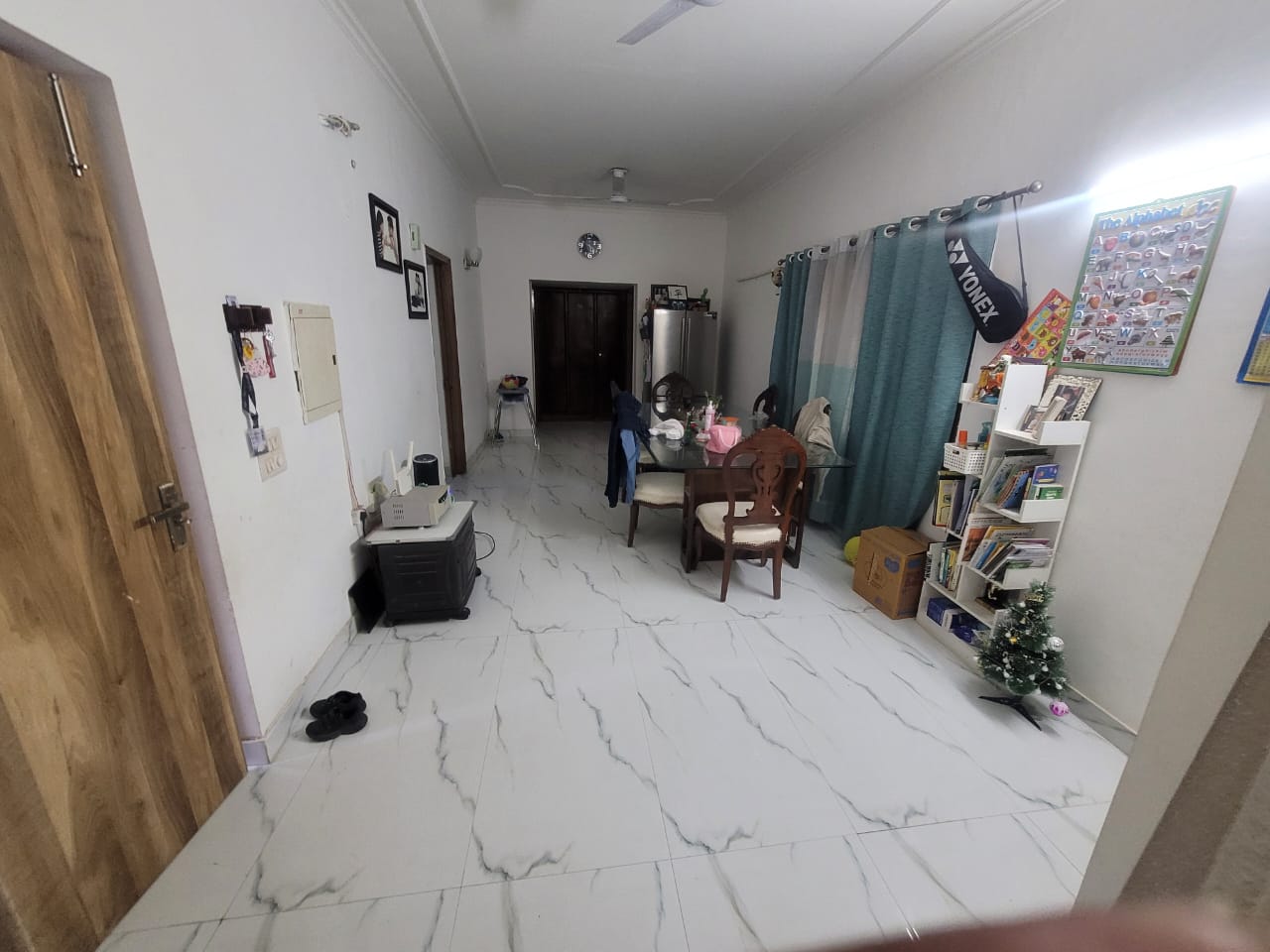 3 BHK + Servant Room Builder Floor For Rent in Unitech South City II