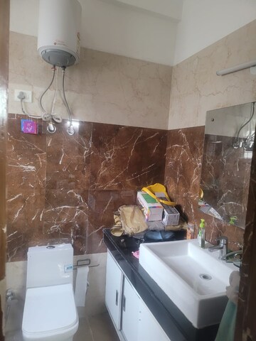 Furnished Amenities in 3 BHK Builder Floor at Unitech South City II, Sector 50 – for Rent