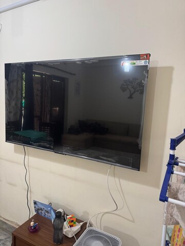 Furnished Amenities in 2 BHK Builder Floor at Dlf Phase I – for Rent