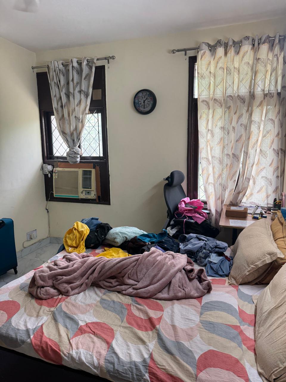 2 BHK + Pooja Room Builder Floor For Rent in DLF Phase I