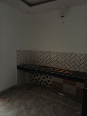 Room in 2 BHK Independent House at Palla – for Sale