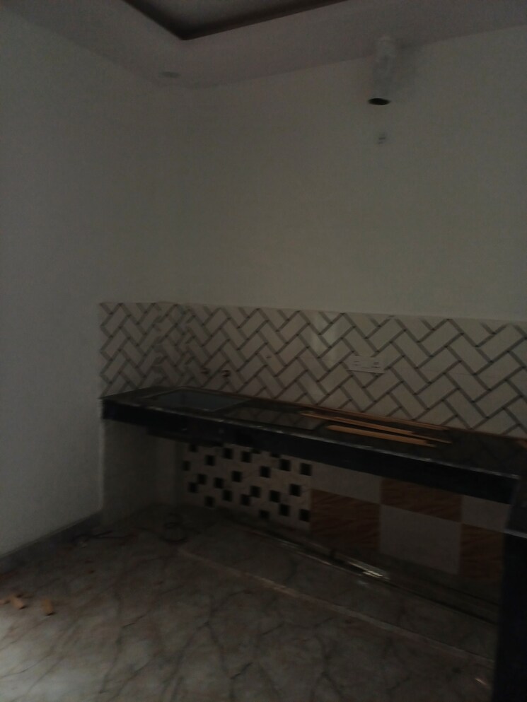 Room, palla 2 Bedroom 51 Sq.Yd. Independent House In Palla Faridabad 8781741