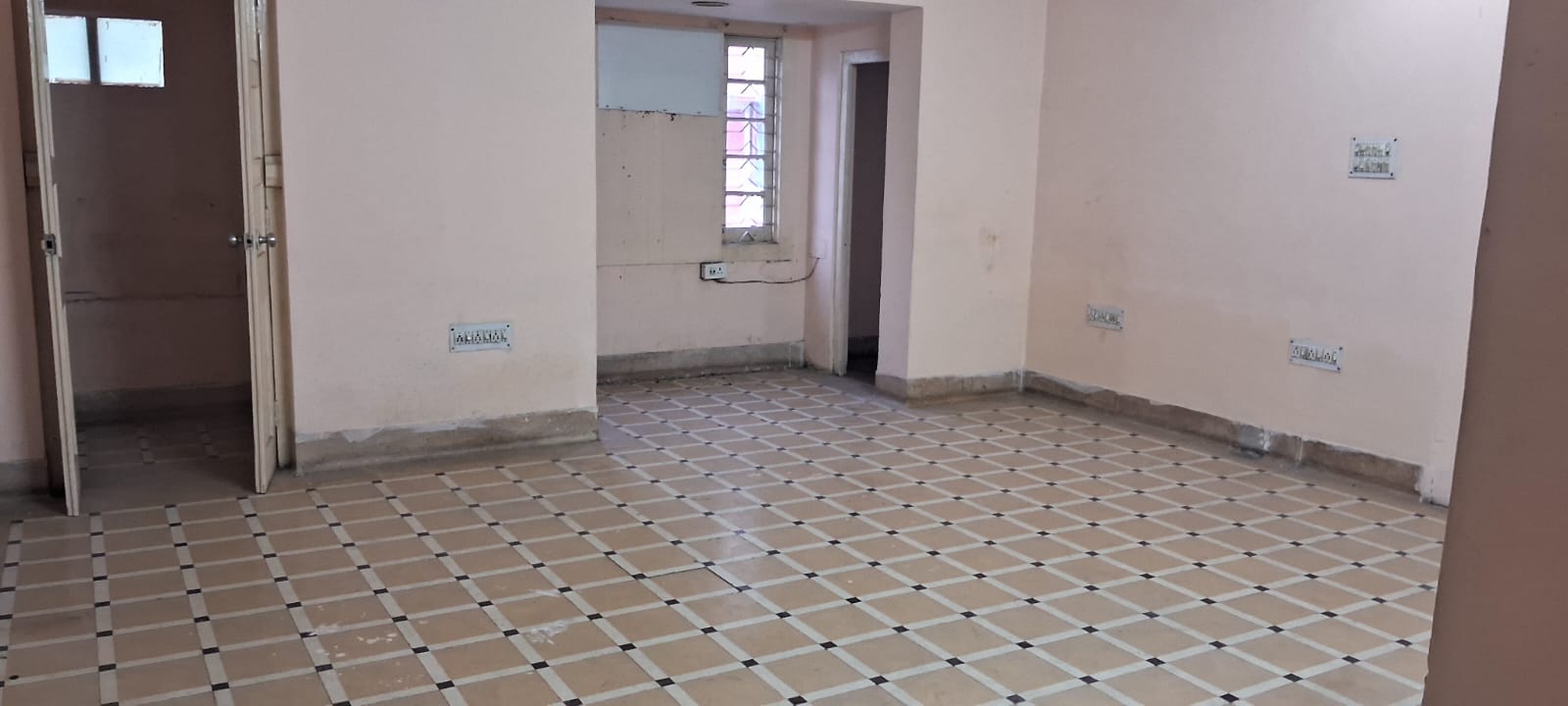 Office Space For Rent in Hazra Road