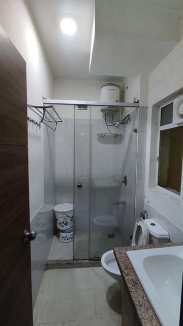 Bathroom in 3 BHK Apartment at Moti Nagar – for Rent