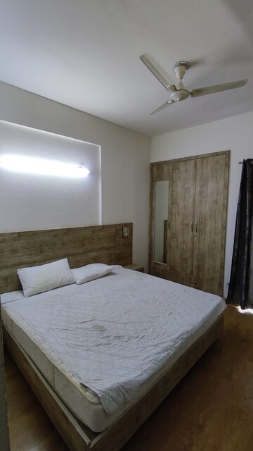 Bedroom in 3 BHK Apartment at Moti Nagar – for Rent