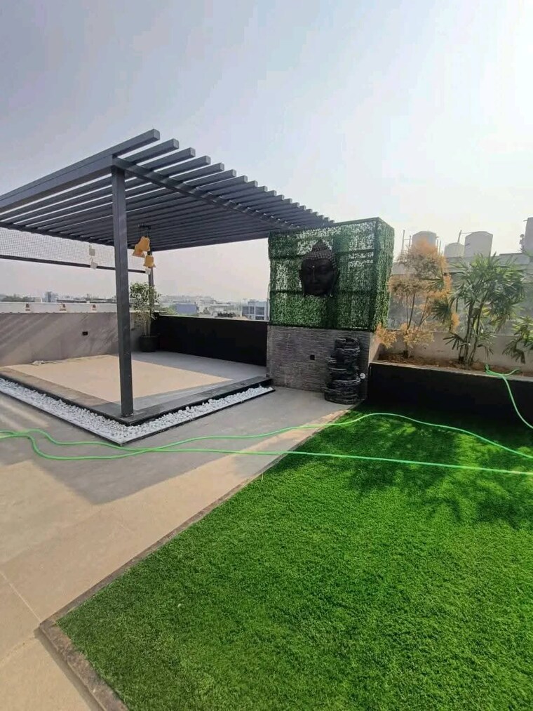 Garden, knowledge park v greater noida 2 Bedroom 1290 Sq.Ft. Builder Floor In Knowledge Park V Greater Noida Greater Noida 8781916