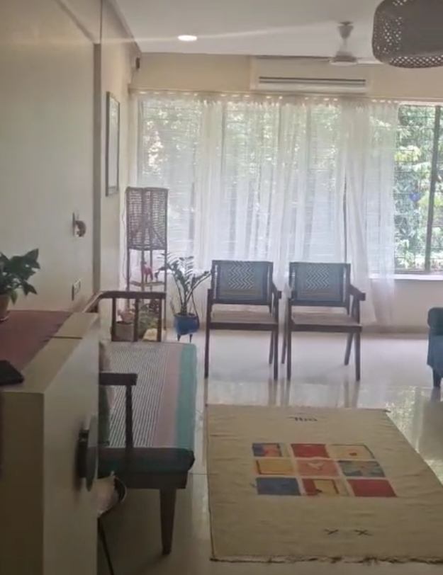 2 BHK Apartment For Rent in Sheesh Mahal Apartment