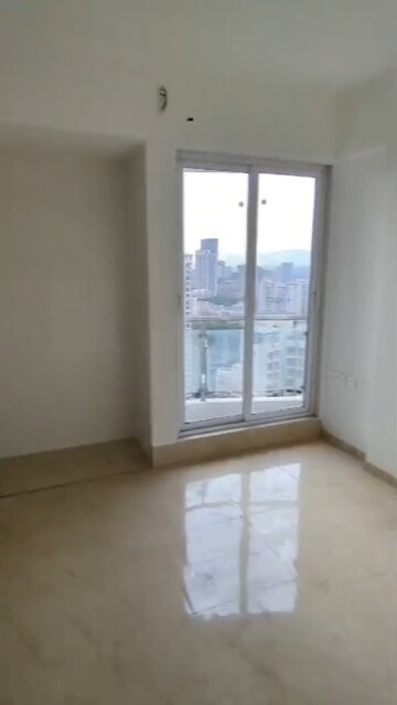Room in 2 BHK Apartment at Rosa Manhattan, Ghodbunder Road – for Sale
