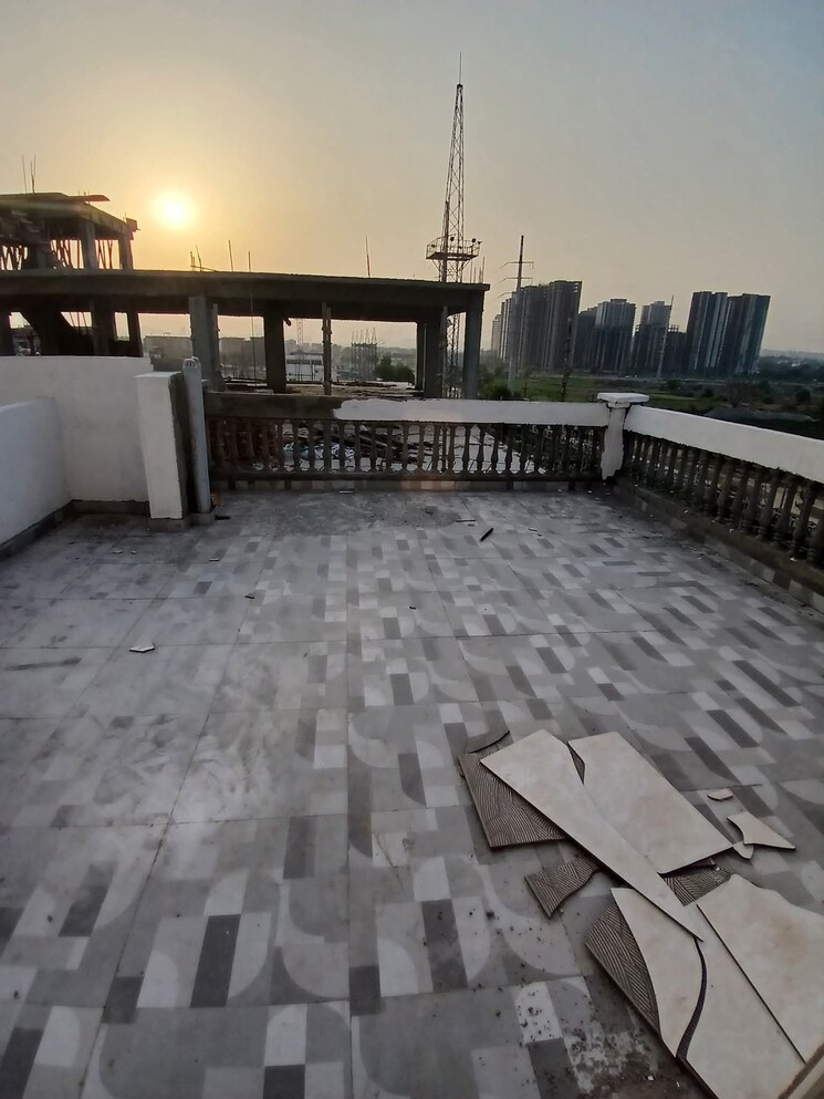 Balcony, knowledge park v greater noida 2 Bedroom 1290 Sq.Ft. Builder Floor In Knowledge Park V Greater Noida Greater Noida 8781950