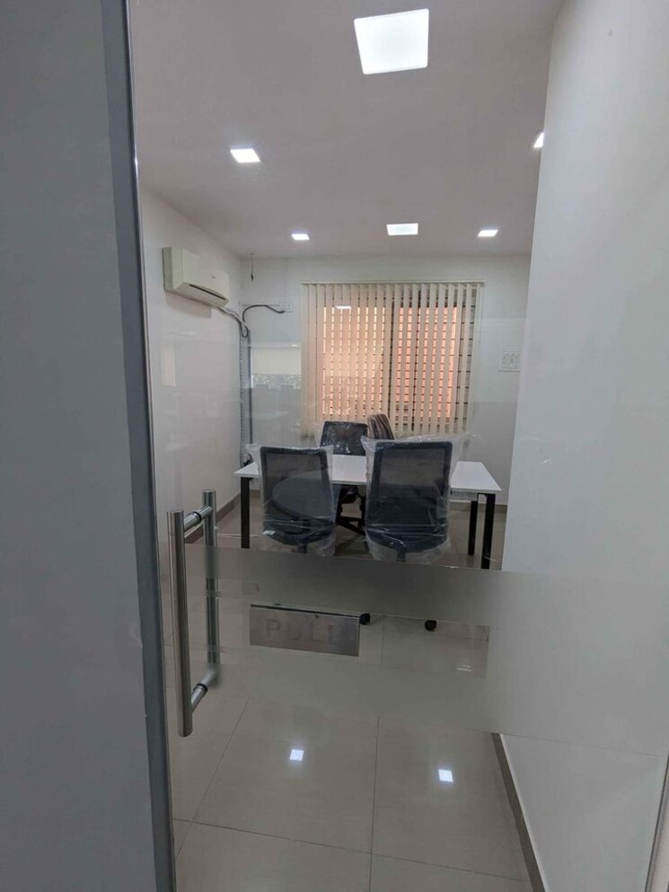 Team Area, new palasia Commercial Office Space 1550 Sq.Ft. In New Palasia Indore 8781947