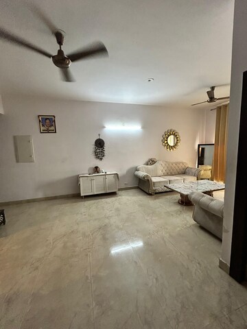 Room in 2 BHK Apartment at Paras Dews, Sector 106 – for Rent