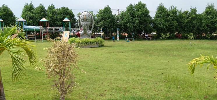 Garden, sri-siddi-star-city  146 Sq.Yd. Plot In Shadnagar Hyderabad 8782112