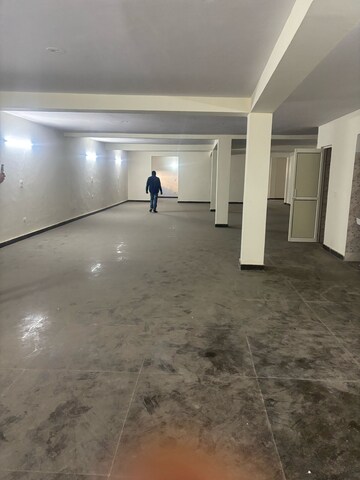 Room in  Industrial Plot at Sector 65 – for Rent