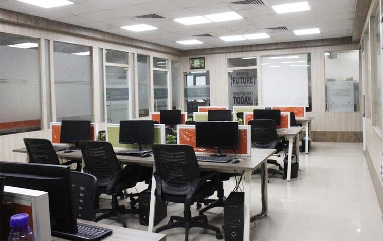 Gym, new palasia Commercial Office Space 1600 Sq.Ft. In New Palasia Indore 8782017