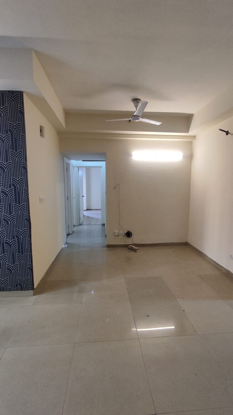 Room, moti nagar 3 Bedroom 1686 Sq.Ft. Apartment In Moti Nagar Delhi 8782006