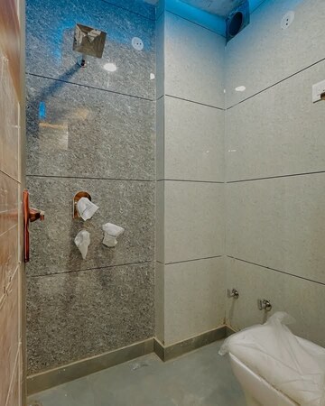 Bathroom in 3 BHK Apartment at Sector 23 Dwarka – for Sale