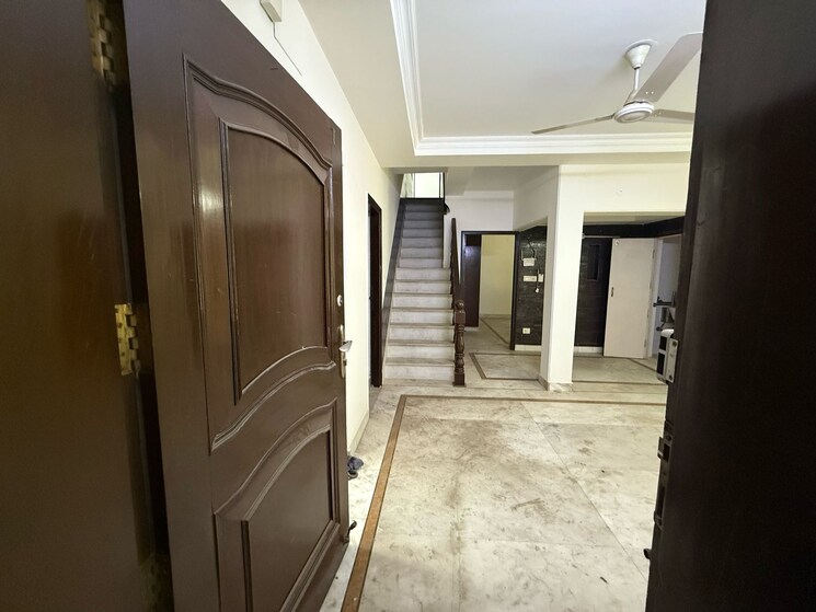 undefined, vasant kunj 4 Bedroom 2500 Sq.Ft. Apartment In Vasant Kunj Delhi 8782061