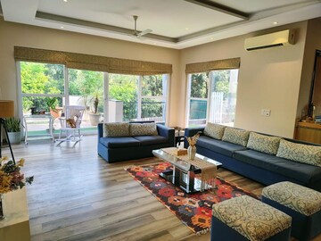 Bedroom in 3 BHK Apartment at Palm Residency Chhatarpur, Chattarpur – for Rent