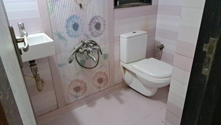 Bathroom, shiv-shakti-shree-yashwant-empire 2 Bedroom 950 Sq.Ft. Apartment In Nalasopara East Palghar 8782159