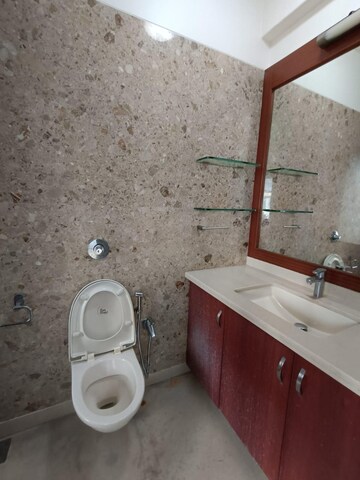 Furnished Amenities in 3 BHK Apartment at Ashford Casa Grande, Lower Parel – for Rent