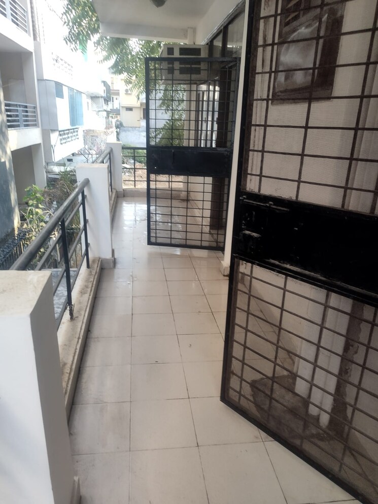 Balcony, sector 28 2 Bedroom 1500 Sq.Ft. Builder Floor In Sector 28 Gurgaon 8782059