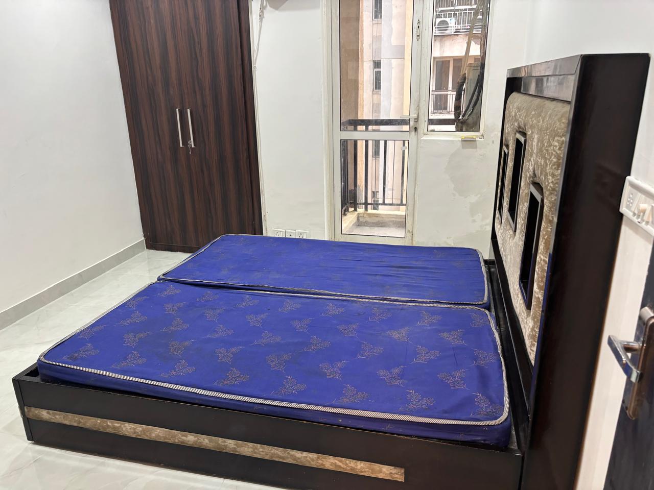 3 BHK Apartment For Rent in Jaypee Greens Kosmos