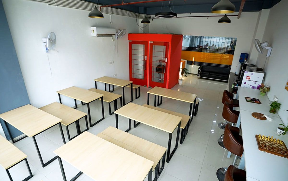 Office Space For Rent in New Palasia