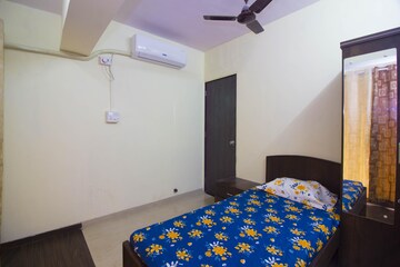  Pg For Rent in Kandivali West