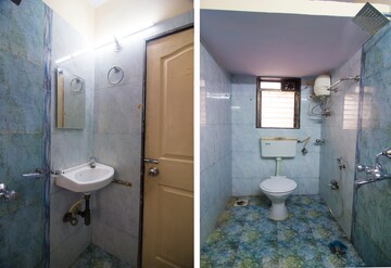 Bathroom in  Pg at Kandivali West – for Rent