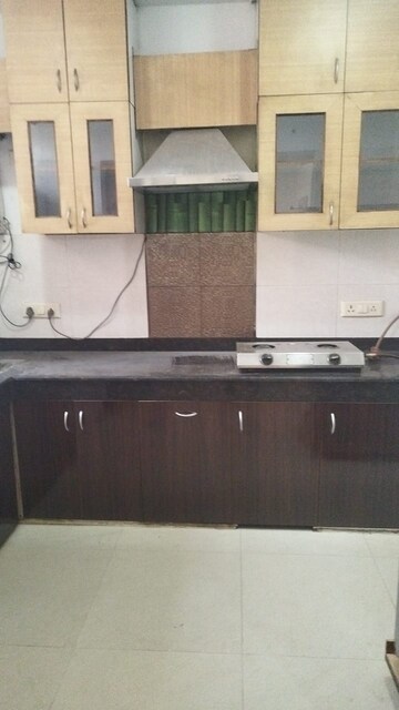 Kitchen in 2 BHK Builder Floor at Sector 28 – for Rent