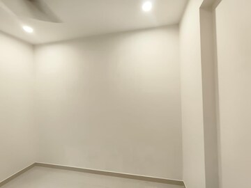 Room in 3 BHK Apartment at Raheja Vistas, Nacharam – for Rent