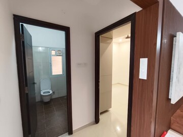Room in 3 BHK Apartment at Raheja Vistas, Nacharam – for Rent