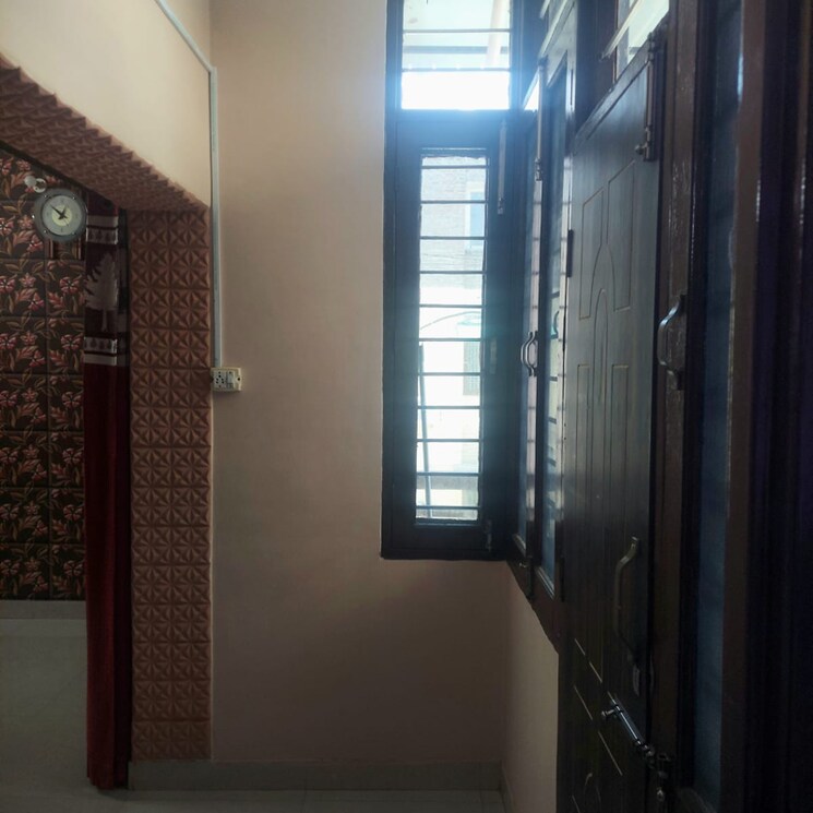 Other, sector 38 1 Bedroom 650 Sq.Ft. Apartment In Sector 38 Chandigarh 8782222
