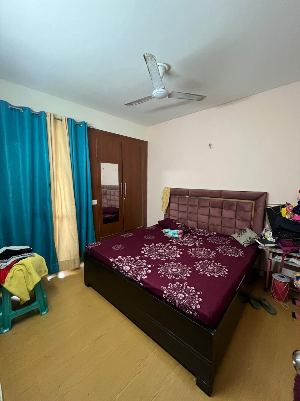 2 BHK Apartment For Rent in Jaypee Greens Kosmos