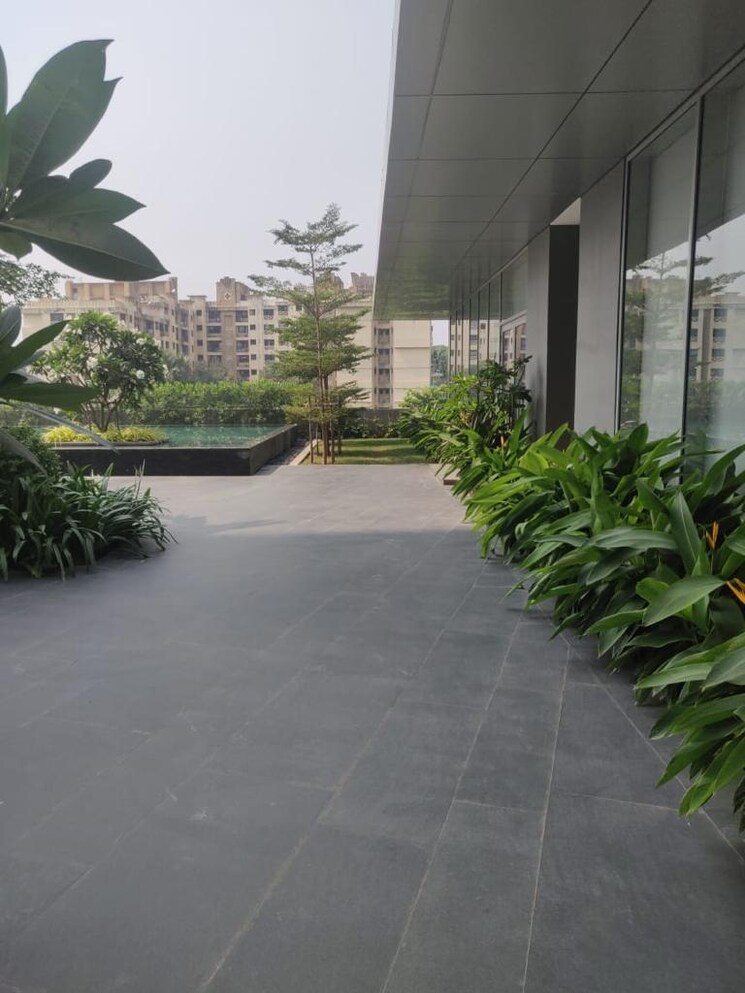  Parking, hubtown-the-premiere 2 Bedroom 716 Sq.Ft. Apartment In Andheri West Mumbai 8782215