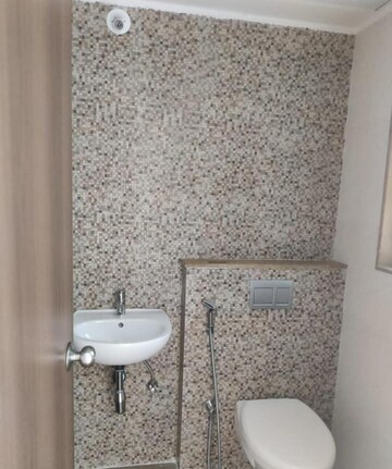 Bathroom in 2 BHK Builder Floor at Balaji Annex Thakurli, Thakurli – for Rent