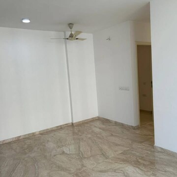 Room in 2 BHK Apartment at Hiranandani Eagleridge Wing A, Hiranandani Estate – for Rent