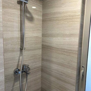 Furnished Amenities in 2 BHK Apartment at Hiranandani Eagleridge Wing A, Hiranandani Estate – for Rent
