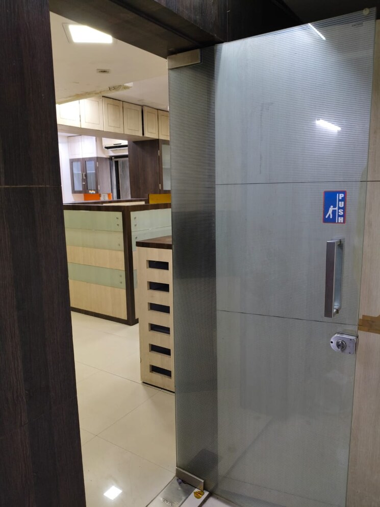 undefined, ganesh-tower Commercial Office Space 800 Sq.Ft. In Naupada Thane 8782242