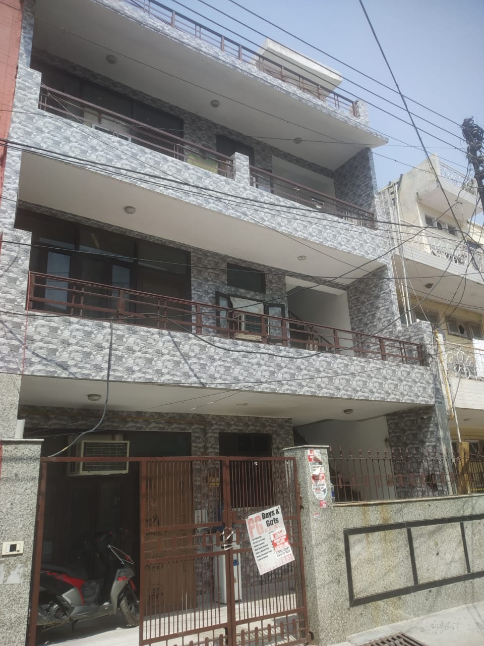 Pg For Rent in Room Soom Pg 