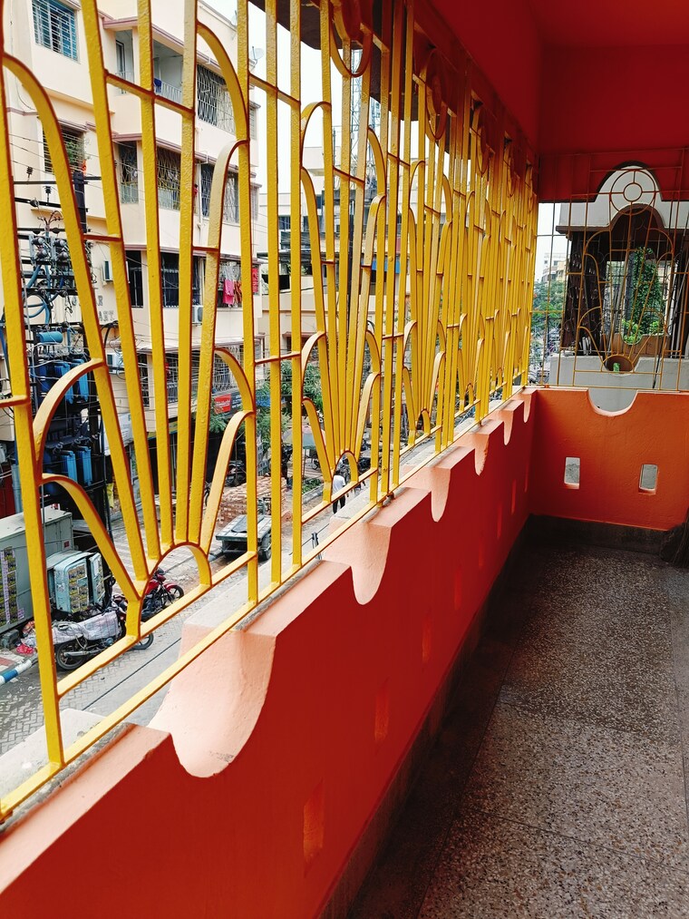 Balcony, baguiati 2 Bedroom 702 Sq.Ft. Apartment In Baguiati Kolkata 8782290