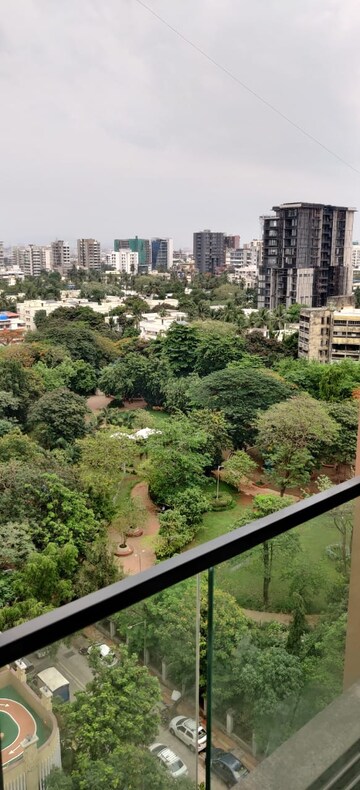 3 BHK Apartment – Garden View at Rishabraj Blue Lotus, Khar West - for Rent