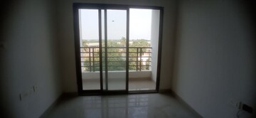 Room in 3 BHK Apartment at Metro Heights, Rasapunja – for Sale