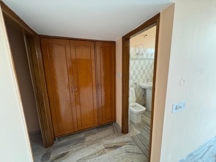 Room, sector 4 4 Bedroom 1800 Sq.Ft. Independent House In Sector 4 Panchkula 8782352